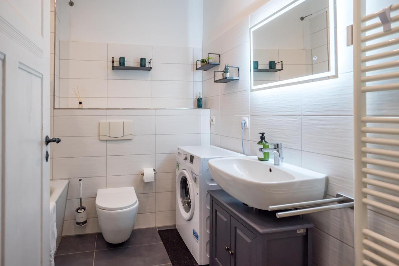 Arbio I Modern Apart Near Leipzig Stoetteritz Buitenkant foto
